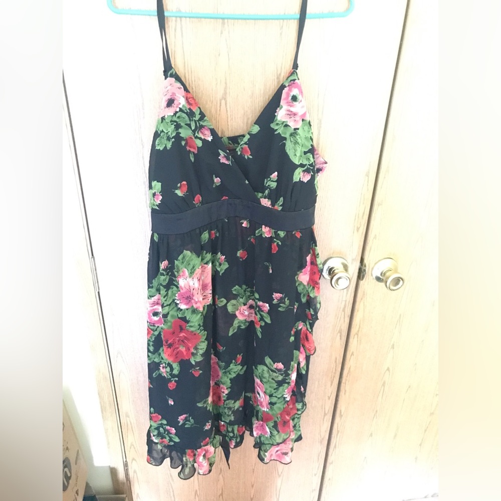 Torrid rose dress tie in back 22